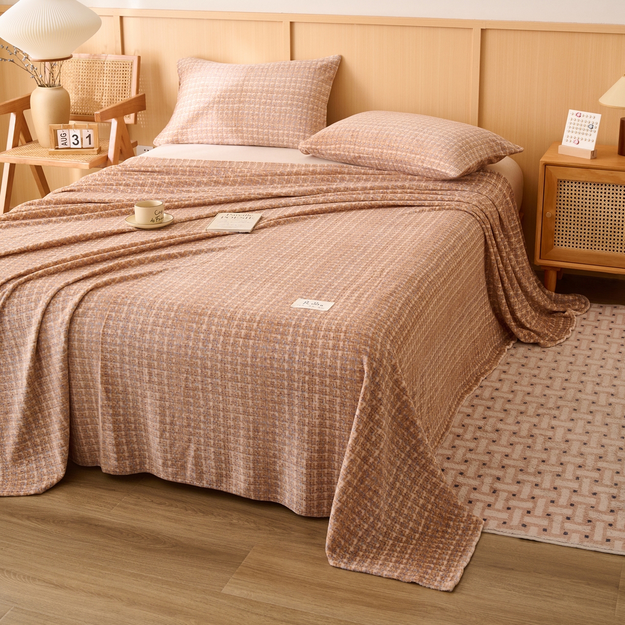 91家纺网 家纺一手货源 找家纺 早晨家纺 2025新款野牧款高克重牛奶绒印花单床单系列 野牧-香风驼