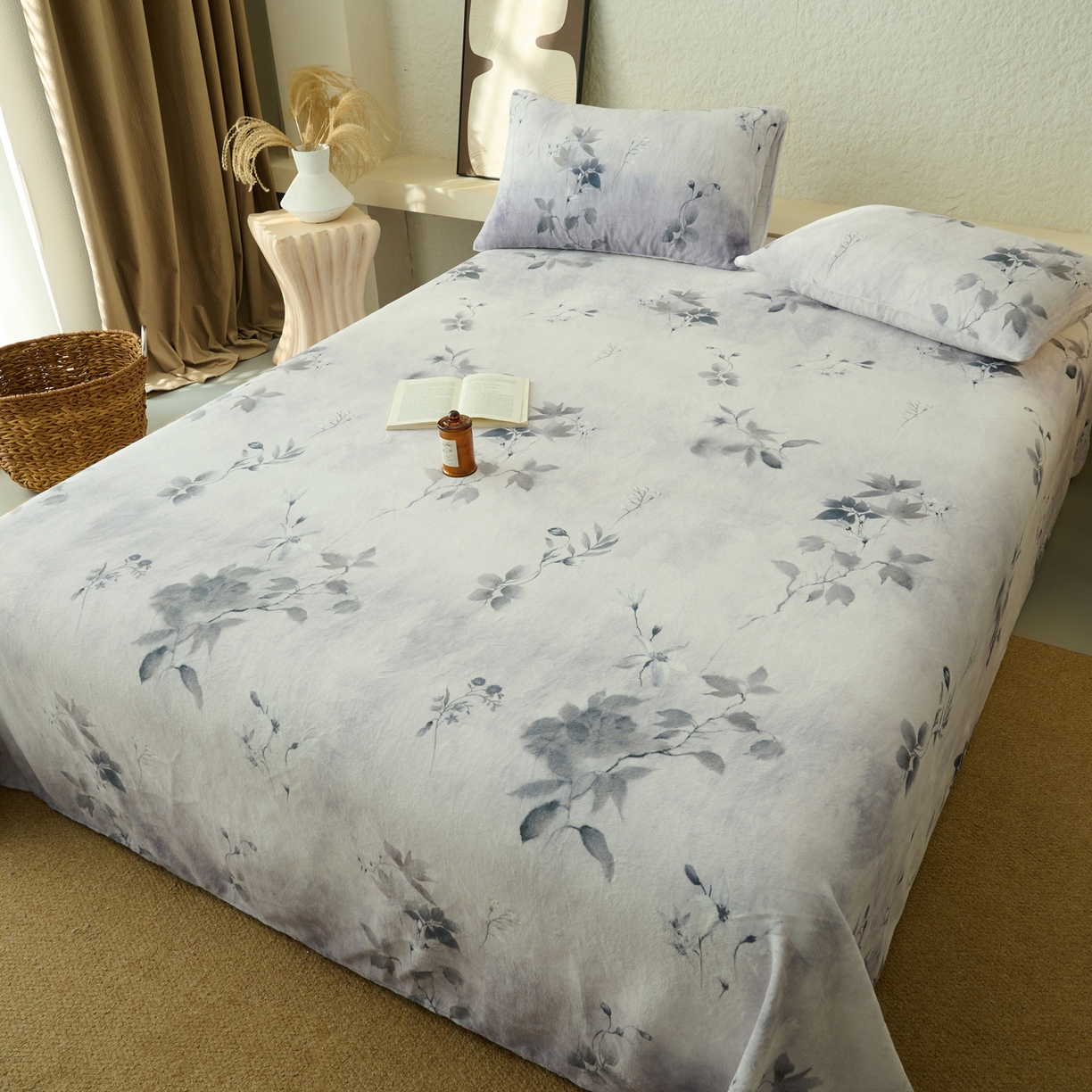 91家纺网 家纺一手货源 找家纺 早晨家纺 2025新款数码印花高克重牛奶单床单 烟蕊