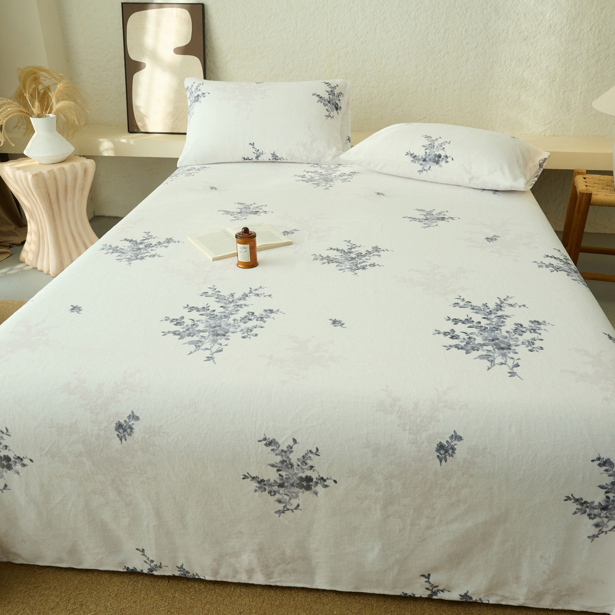 91家纺网 家纺一手货源 找家纺 早晨家纺 2025新款数码印花高克重牛奶单床单 幽花