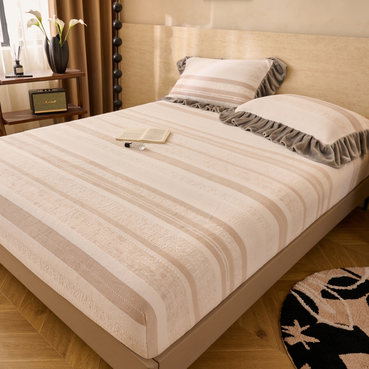 91家纺网 家纺一手货源 找家纺 早晨家纺 2025新款高克重牛奶绒烂花单床笠 素纹