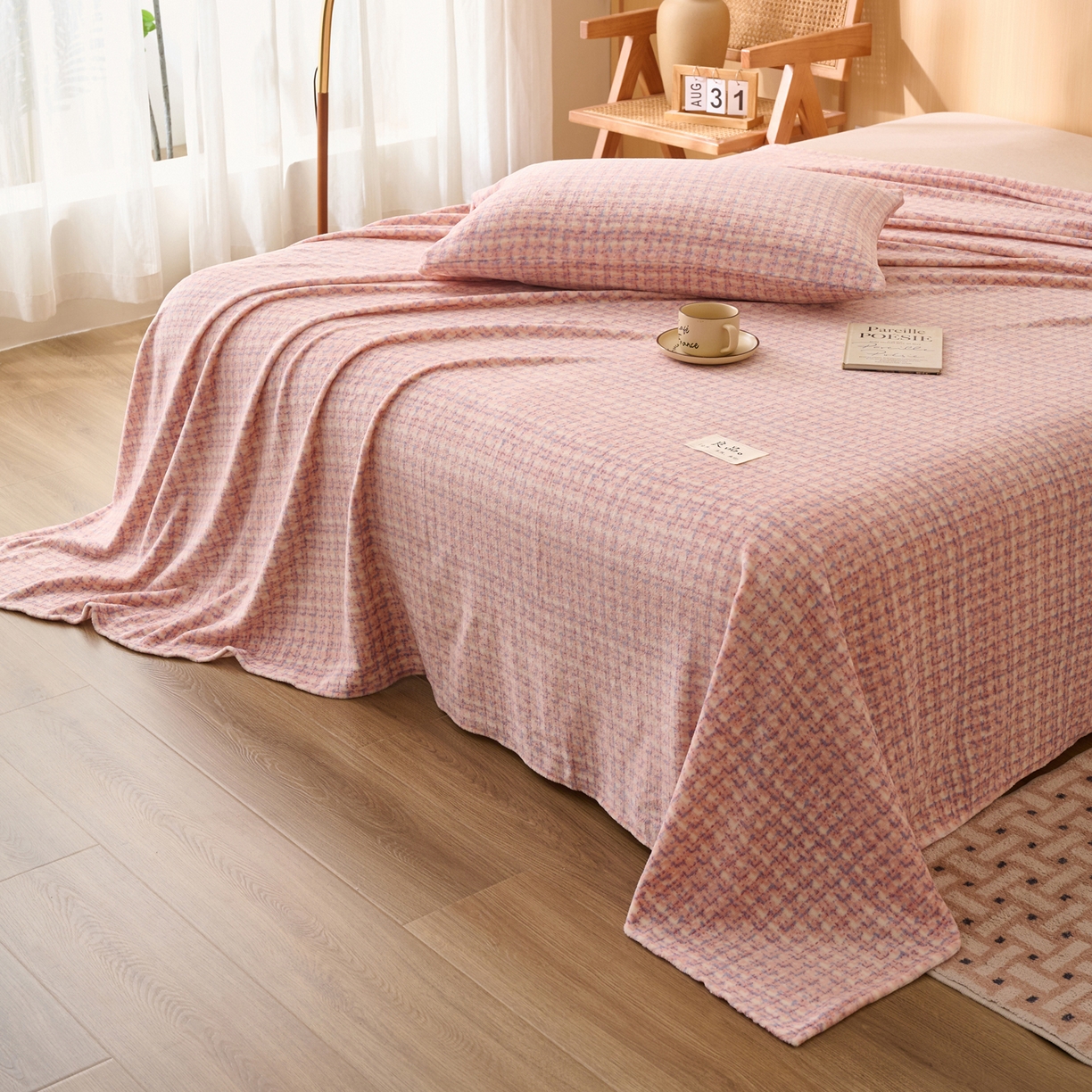 91家纺网 家纺一手货源 找家纺 早晨家纺 2025新款野牧款高克重牛奶绒印花单床单系列 野牧-香风玉