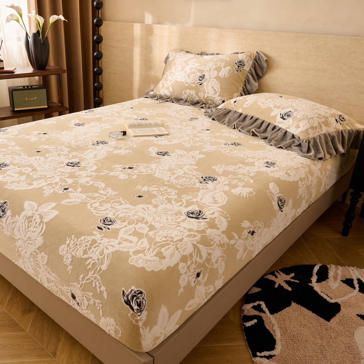 91家纺网 家纺一手货源 找家纺 早晨家纺 2025新款高克重牛奶绒烂花单床笠 雅庭花叙