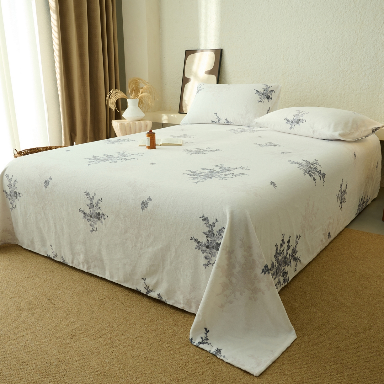 91家纺网 家纺一手货源 找家纺 早晨家纺 2025新款数码印花高克重牛奶单床单 幽花