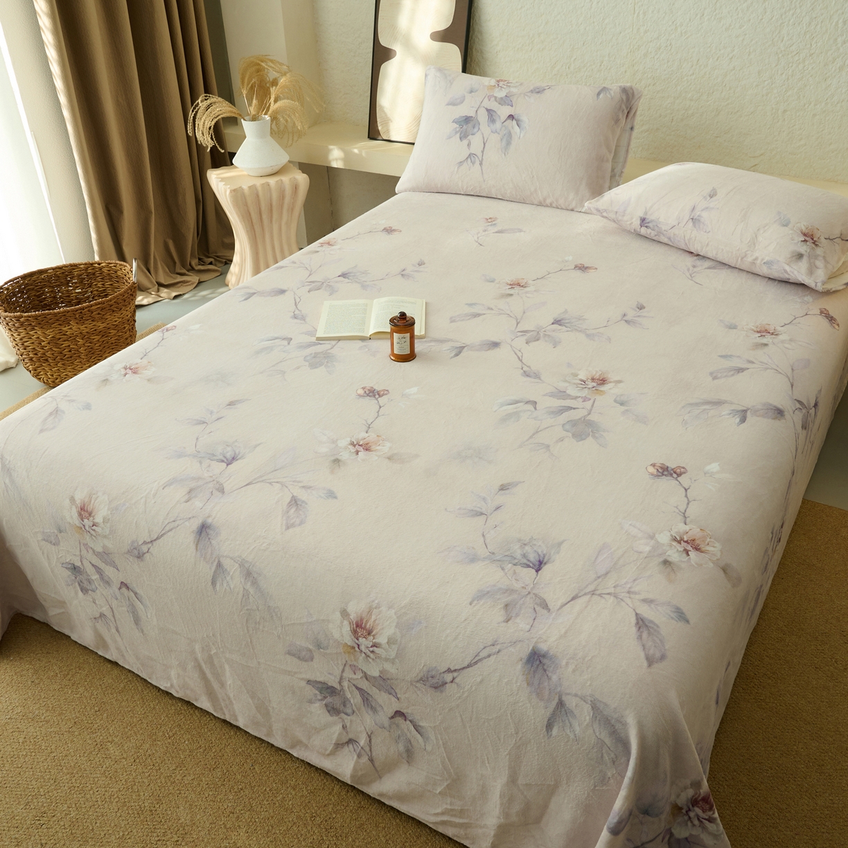 91家纺网 家纺一手货源 找家纺 早晨家纺 2025新款数码印花高克重牛奶单床单 花影