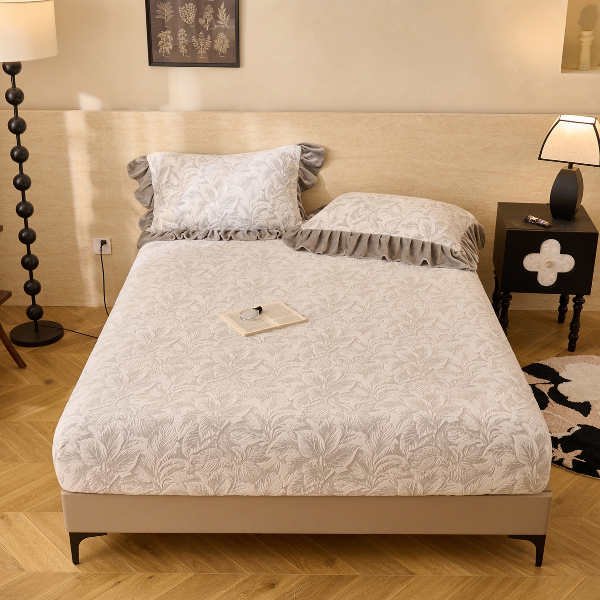 91家纺网 家纺一手货源 找家纺 早晨家纺 2025新款高克重牛奶绒烂花单床笠 叶素