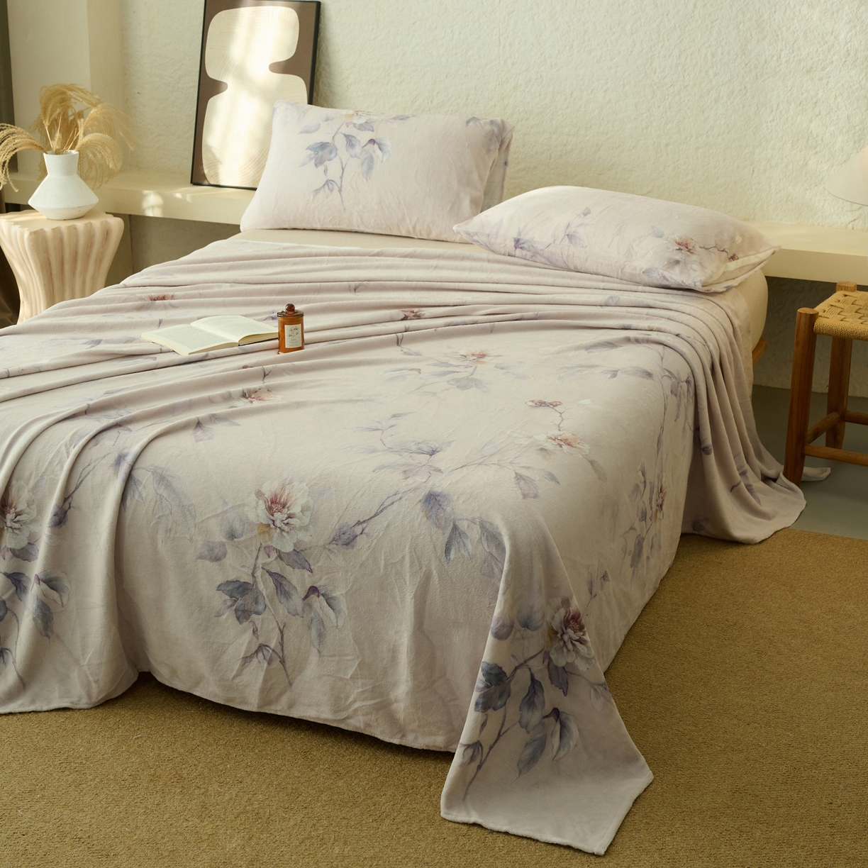 91家纺网 家纺一手货源 找家纺 早晨家纺 2025新款数码印花高克重牛奶单床单 花影