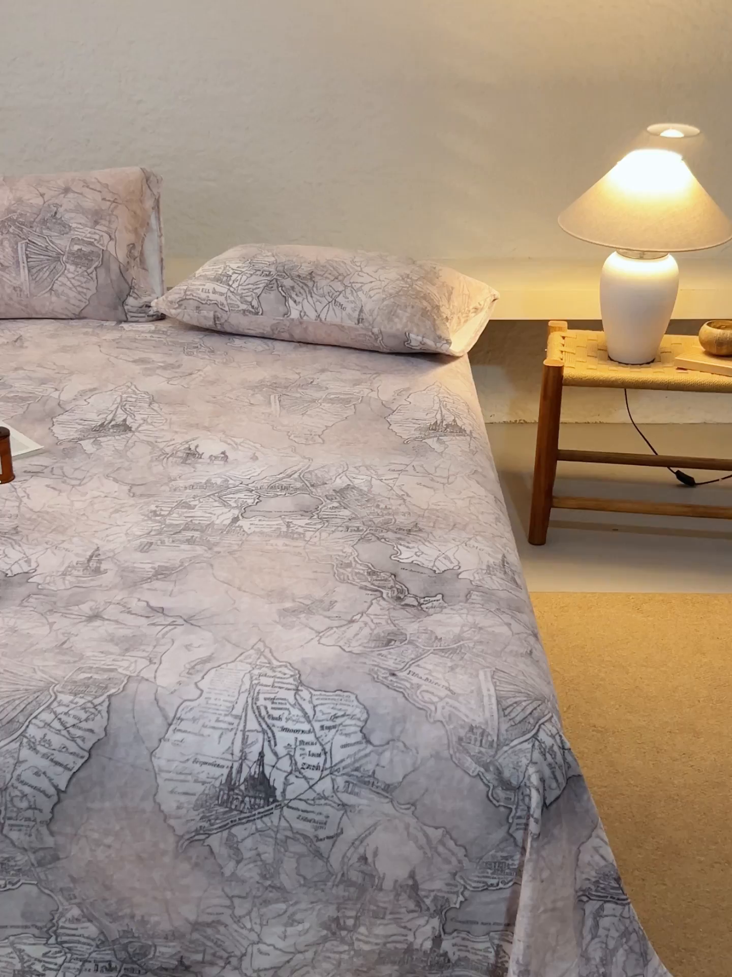 91家纺网 家纺一手货源 找家纺 早晨家纺 2025新款数码印花高克重牛奶单床单 漫途