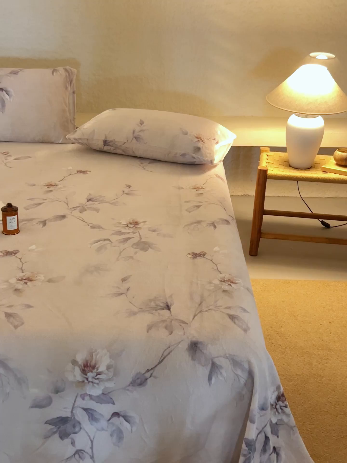 91家纺网 家纺一手货源 找家纺 早晨家纺 2025新款数码印花高克重牛奶单床单 花影