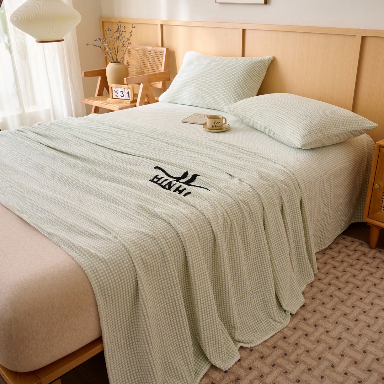 91家纺网 家纺一手货源 找家纺 早晨家纺 2025新款深蓝款高克重牛奶绒阳离子提花单床单系列 深蓝-绿