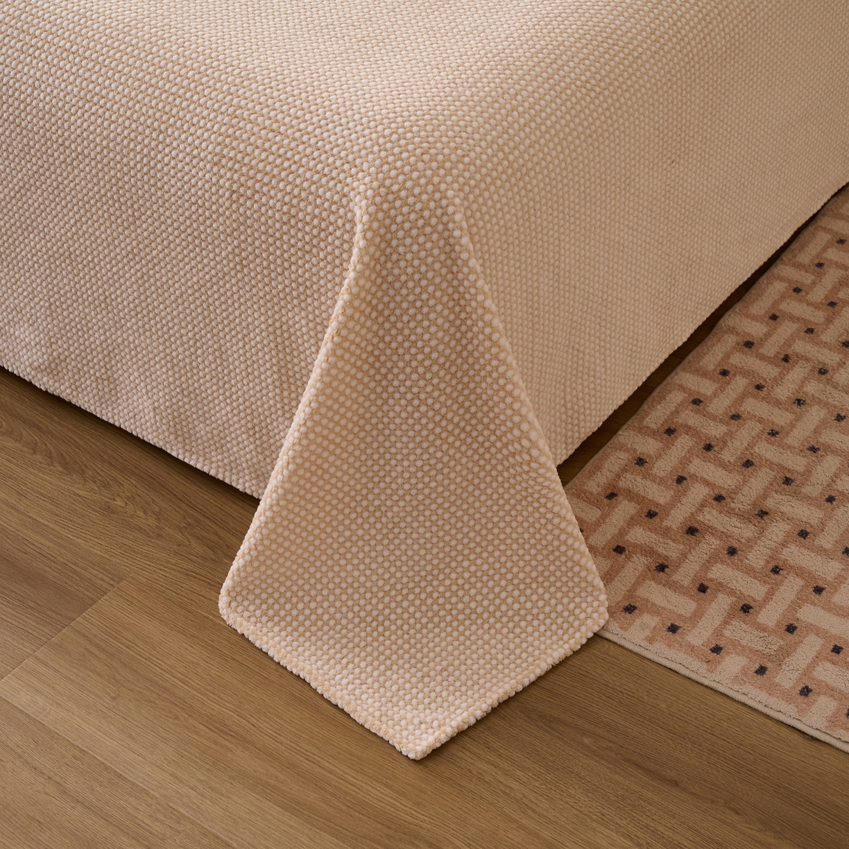 91家纺网 家纺一手货源 找家纺 早晨家纺 2025新款深蓝款高克重牛奶绒阳离子提花单床单系列 深蓝-黄