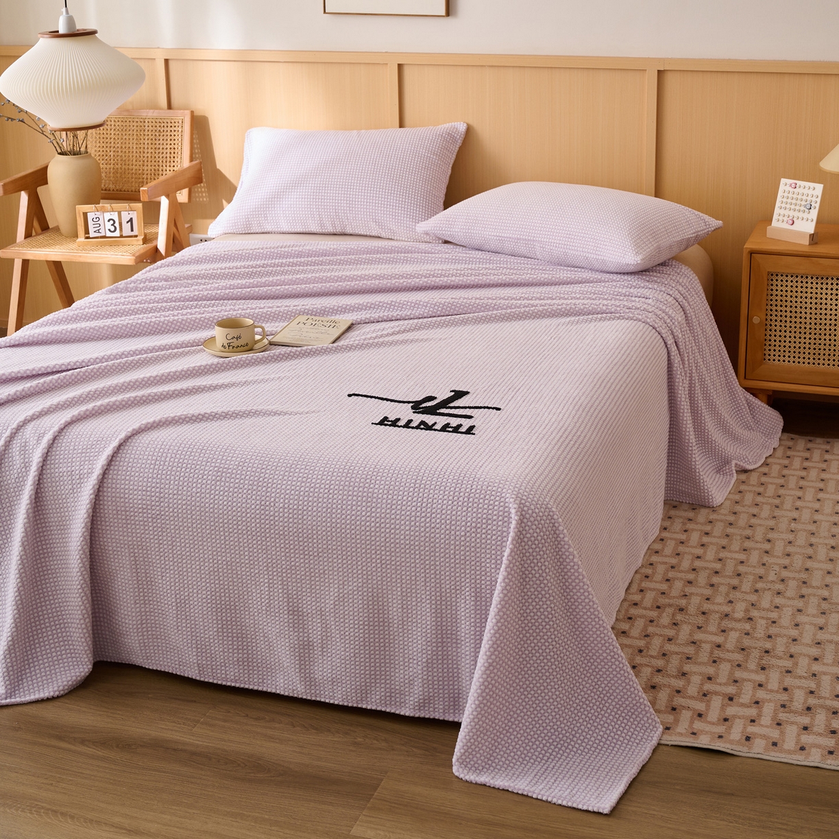 91家纺网 家纺一手货源 找家纺 早晨家纺 2025新款深蓝款高克重牛奶绒阳离子提花单床单系列 深蓝-紫