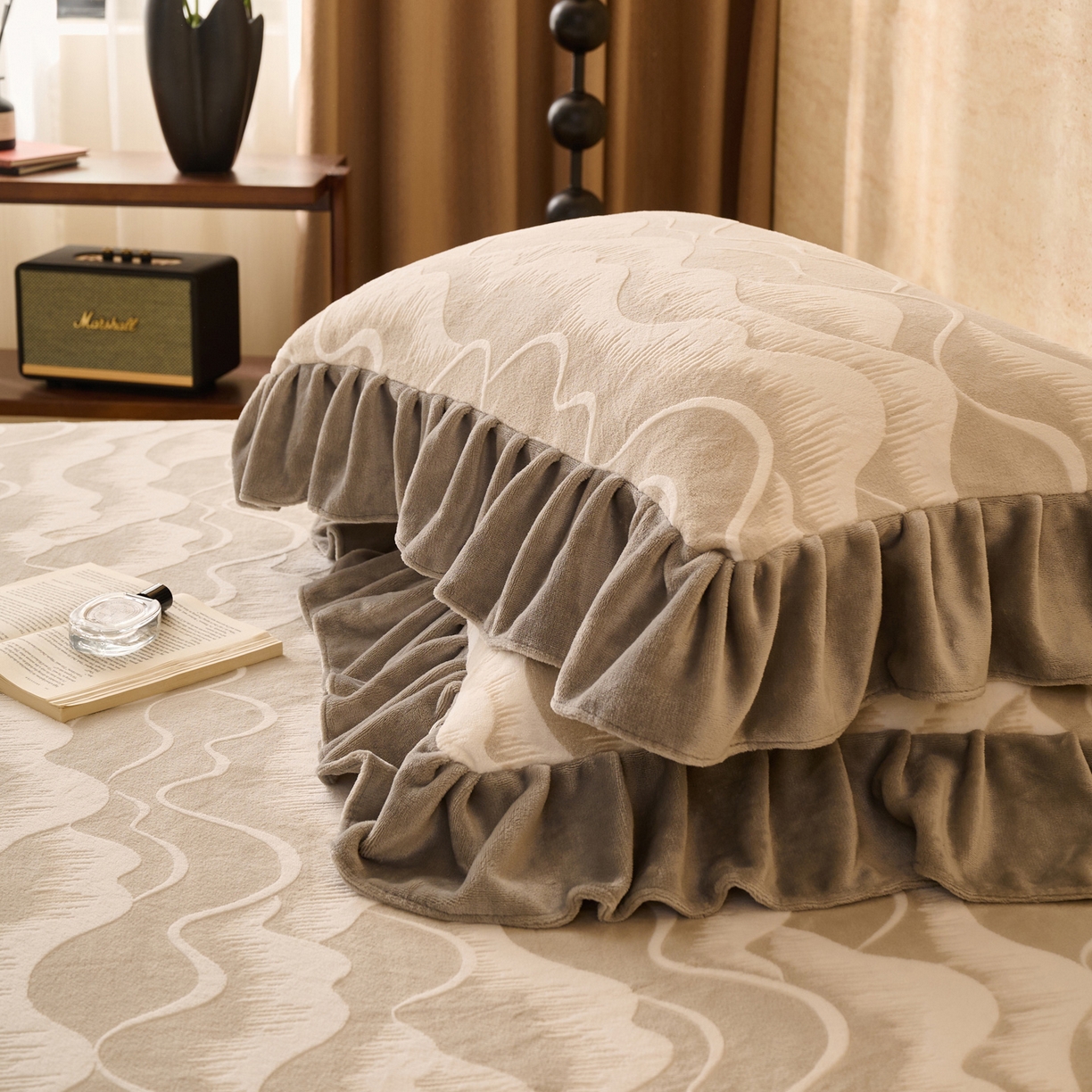 91家纺网 家纺一手货源 找家纺 早晨家纺 2025新款高克重牛奶绒烂花单床笠 云峦叠浪