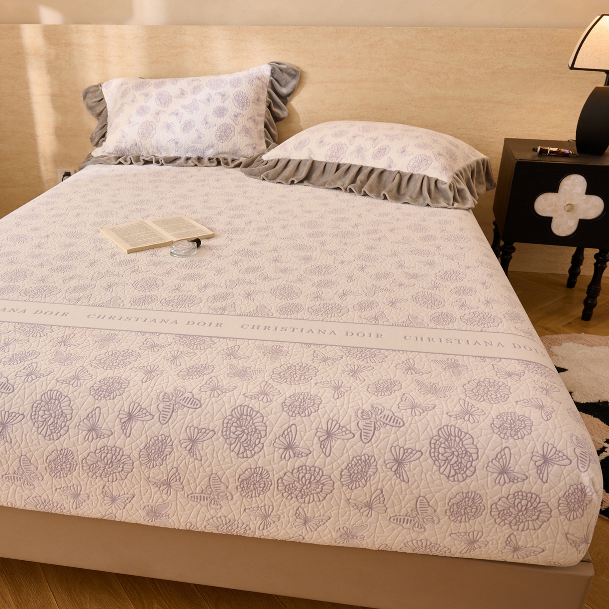 91家纺网 家纺一手货源 找家纺 早晨家纺 2025新款高克重牛奶绒烂花单床笠 紫絮