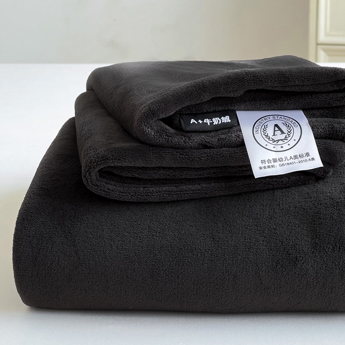 91家纺网 家纺一手货源 找家纺 名品家纺 2025新款新款加厚牛奶绒床单牛奶绒-奶黑