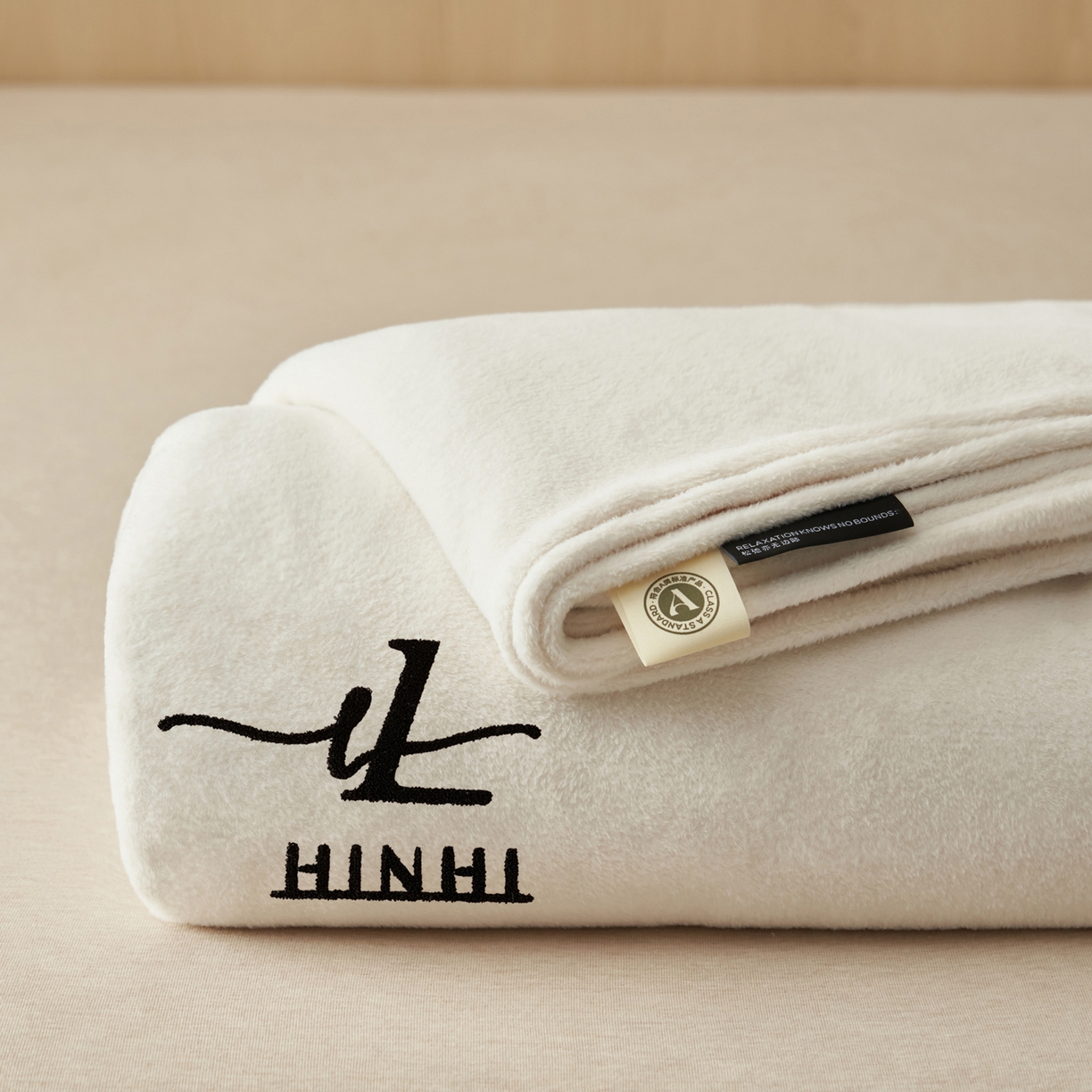 91家纺网 家纺一手货源 找家纺 早晨家纺 2025新款牛奶绒纯色毛巾绣暖绒床单 时尚-奶白