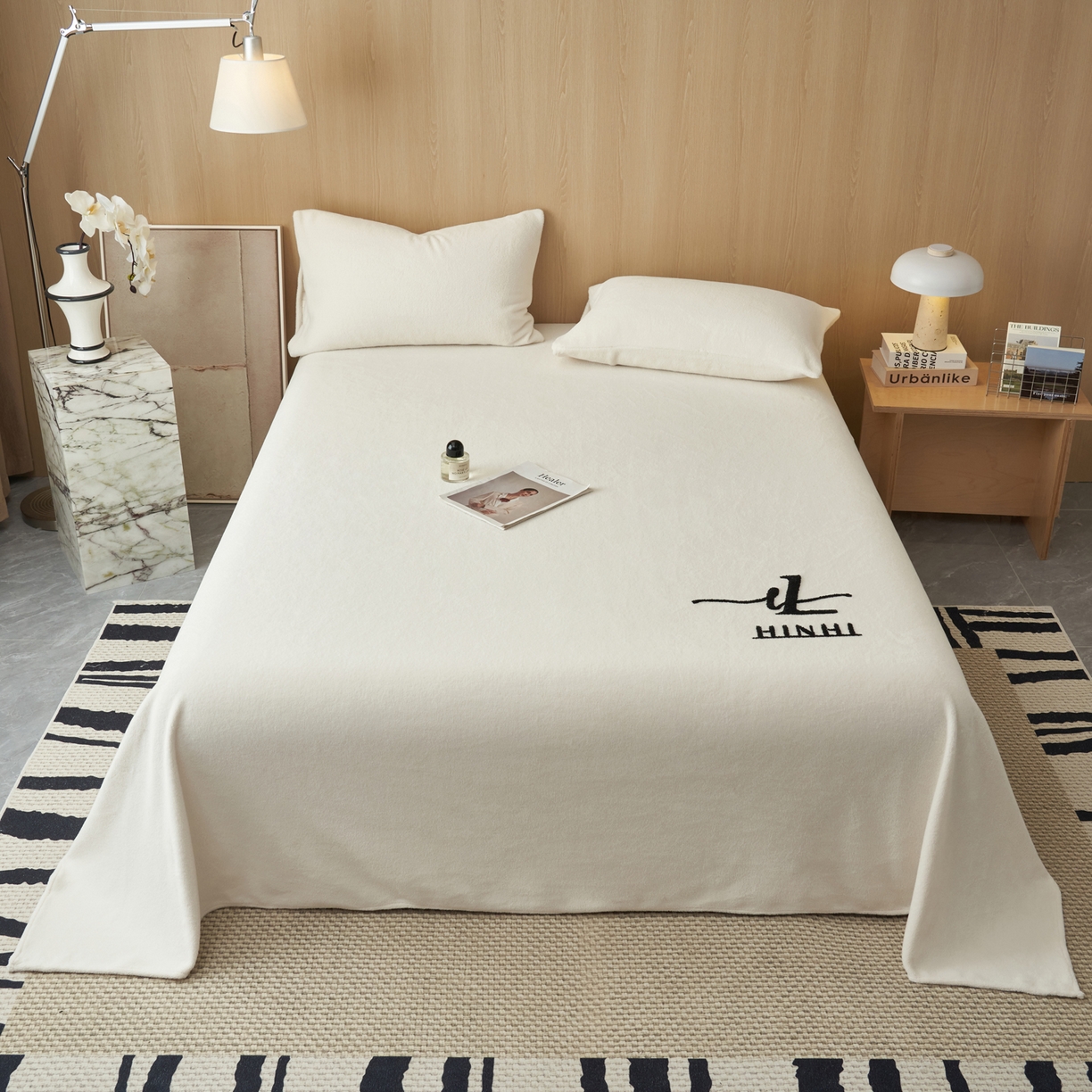 早晨家纺 2025新款牛奶绒纯色毛巾绣暖绒床单 时尚-奶白