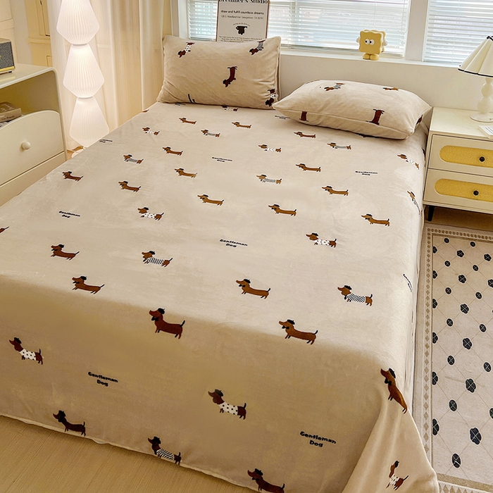 91家纺网 家纺一手货源 找家纺 名品家纺 2025新款新款加厚牛奶绒床单牛奶绒-俏皮小狗