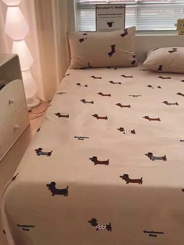 91家纺网 家纺一手货源 找家纺 名品家纺 2025新款新款加厚牛奶绒床单牛奶绒-俏皮小狗