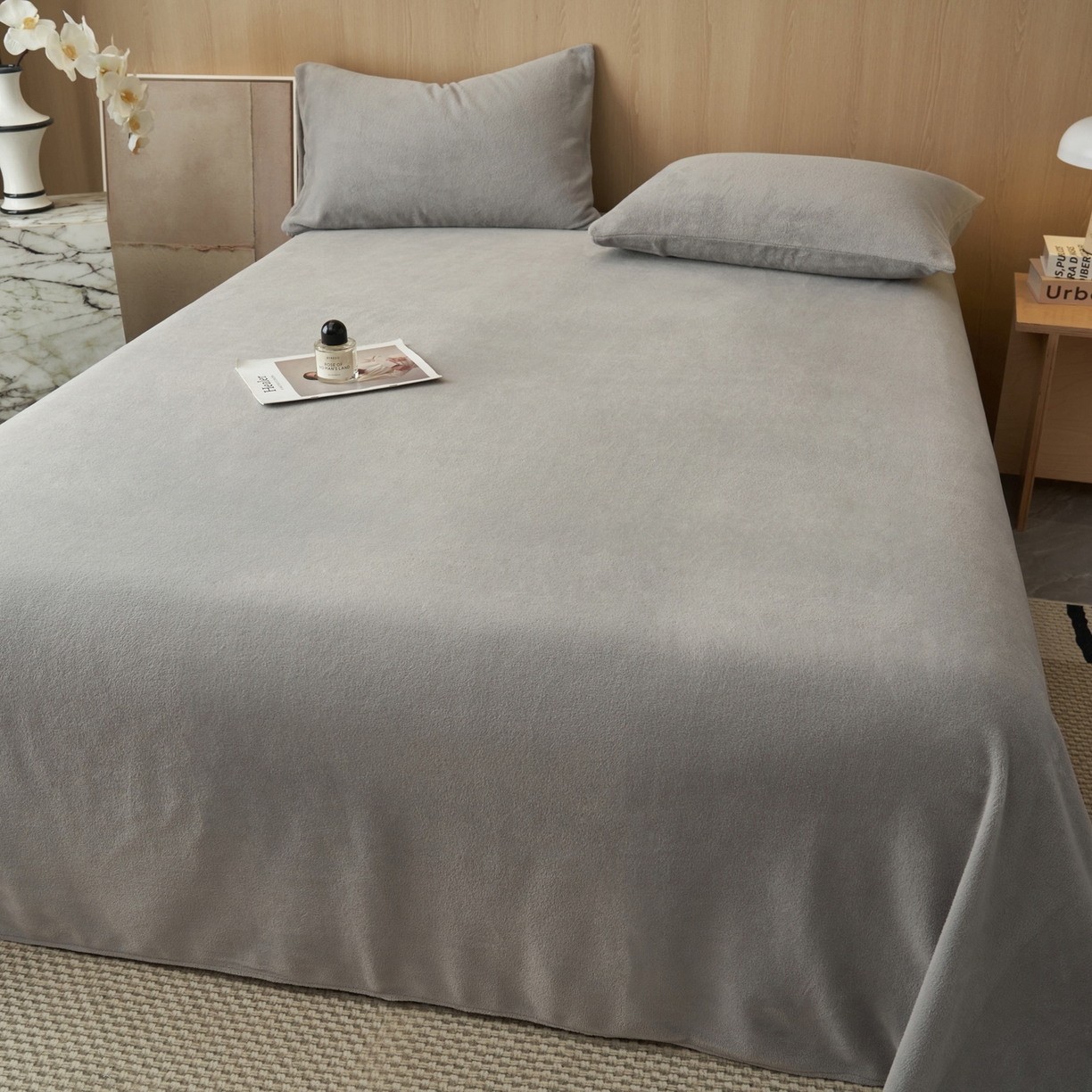 91家纺网 家纺一手货源 找家纺 早晨家纺 2025新款牛奶绒纯色单床单 牛奶绒-浅灰
