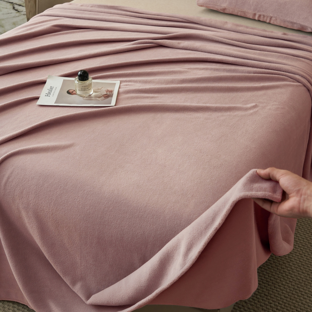 91家纺网 家纺一手货源 找家纺 早晨家纺 2025新款牛奶绒纯色单床单 牛奶绒-豆沙