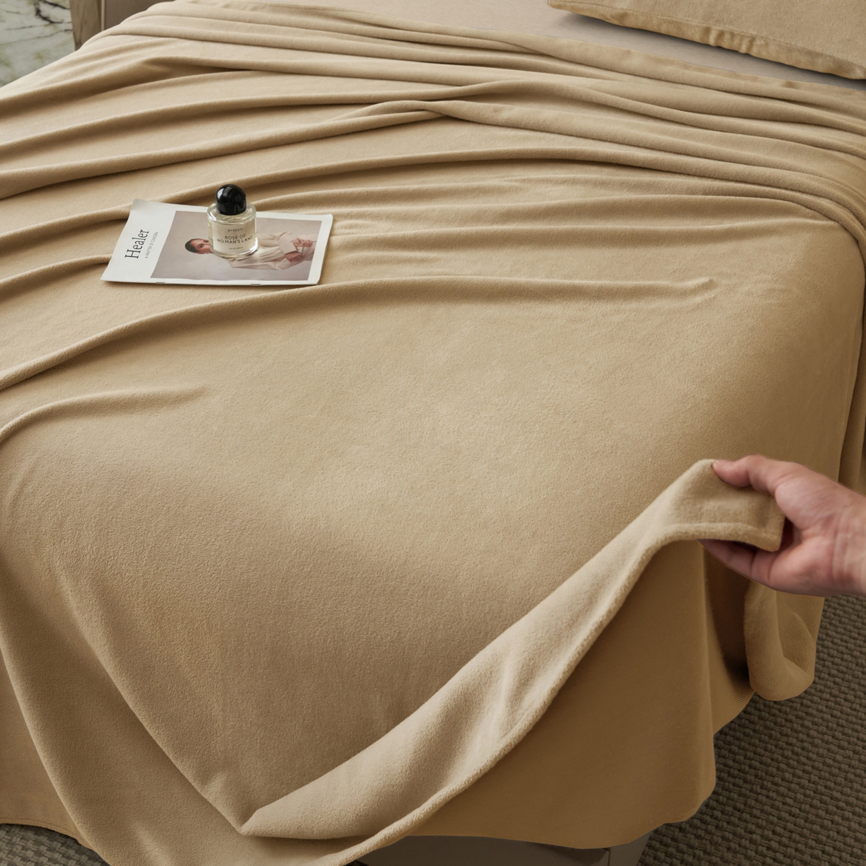 91家纺网 家纺一手货源 找家纺 早晨家纺 2025新款牛奶绒纯色单床单 牛奶绒-米驼