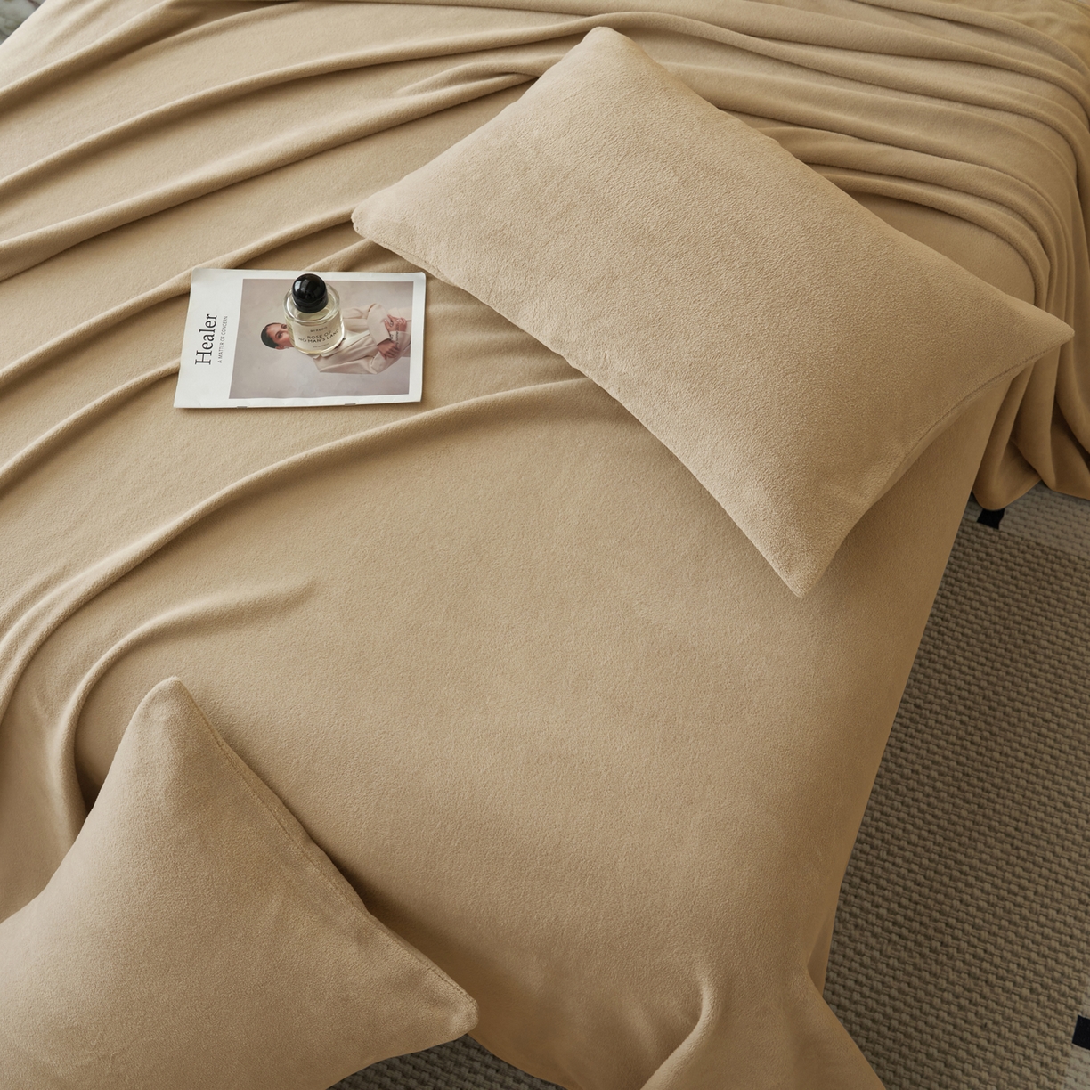 91家纺网 家纺一手货源 找家纺 早晨家纺 2025新款牛奶绒纯色单床单 牛奶绒-米驼