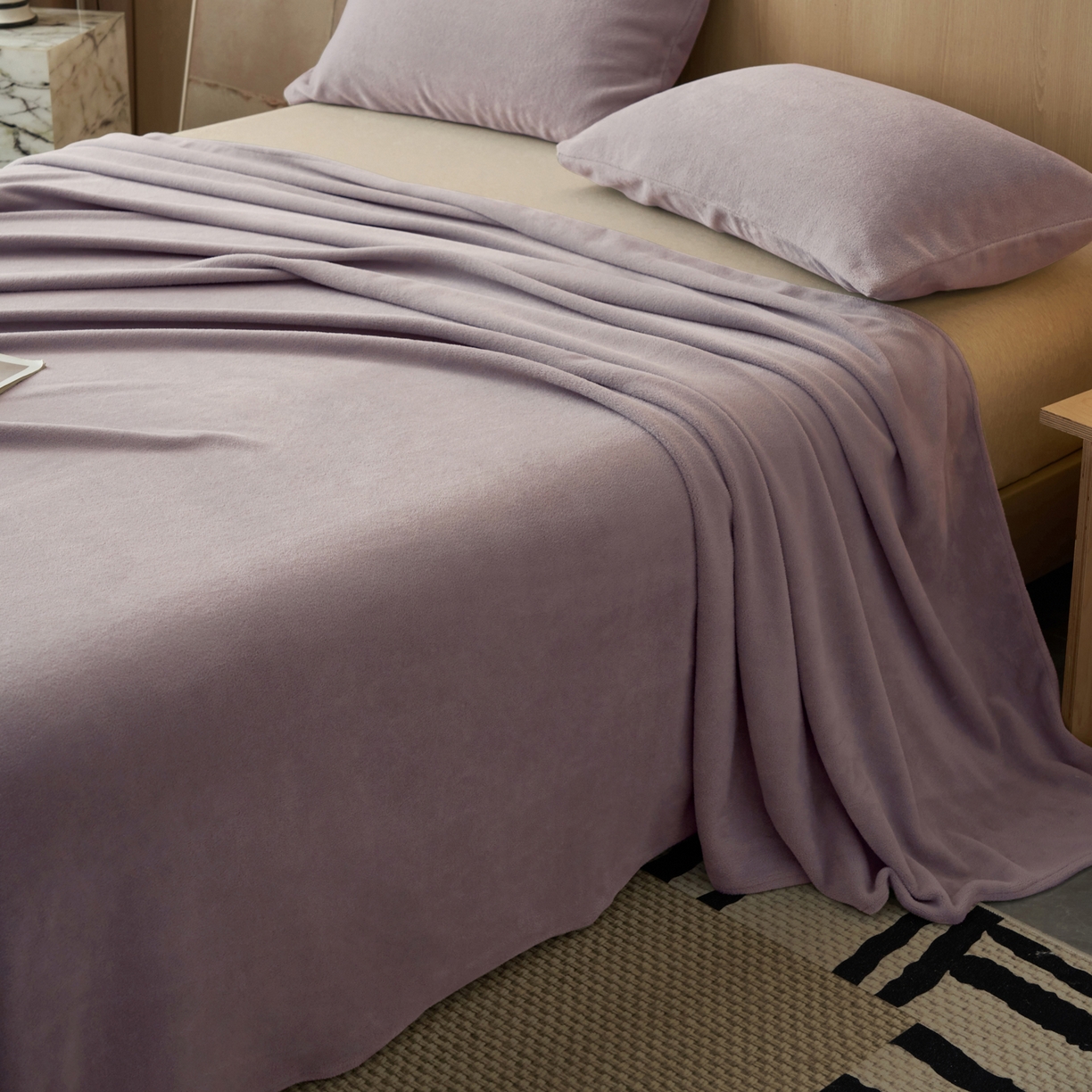 91家纺网 家纺一手货源 找家纺 早晨家纺 2025新款牛奶绒纯色单床单 牛奶绒-浅紫