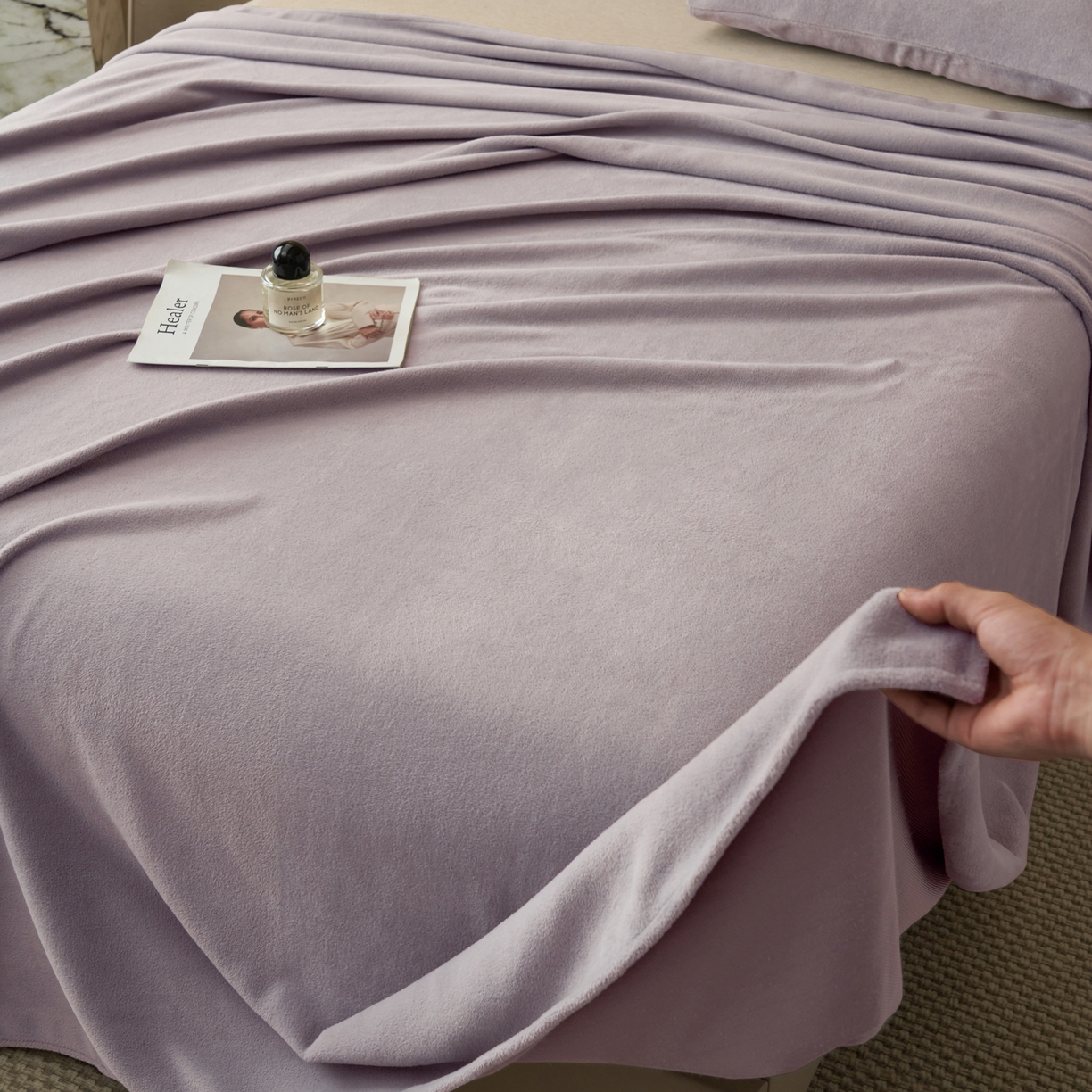 91家纺网 家纺一手货源 找家纺 早晨家纺 2025新款牛奶绒纯色单床单 牛奶绒-浅紫