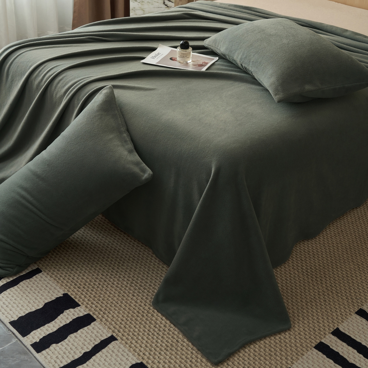 91家纺网 家纺一手货源 找家纺 早晨家纺 2025新款牛奶绒纯色单床单 牛奶绒-高级灰