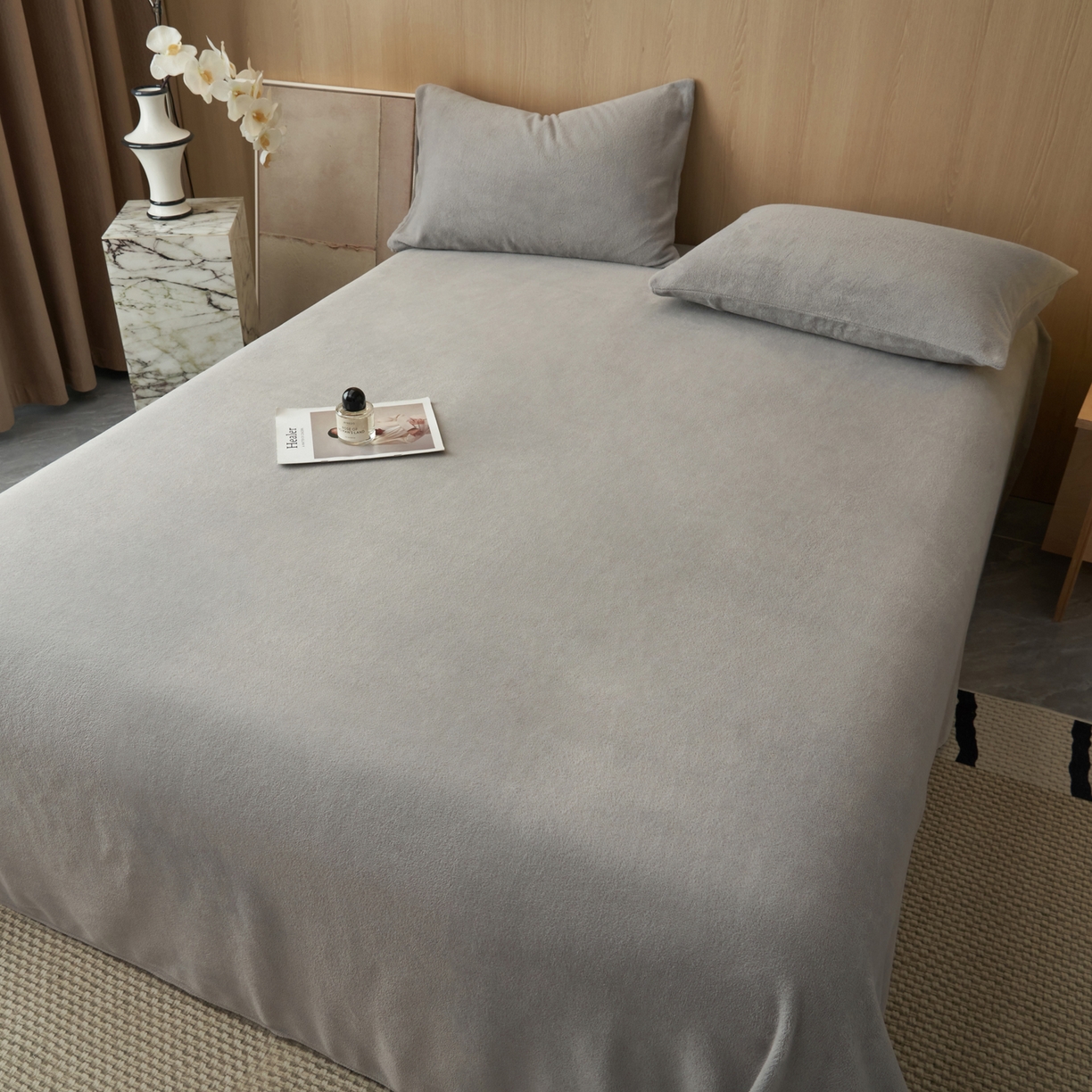 91家纺网 家纺一手货源 找家纺 早晨家纺 2025新款牛奶绒纯色单床单 牛奶绒-浅灰