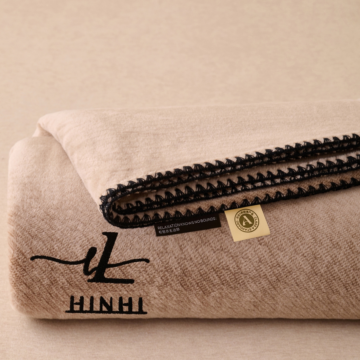 91家纺网 家纺一手货源 找家纺 早晨家纺 2025新款流星款高克重牛奶绒阳离子提花兔毛单床单 流星-奶茶咖