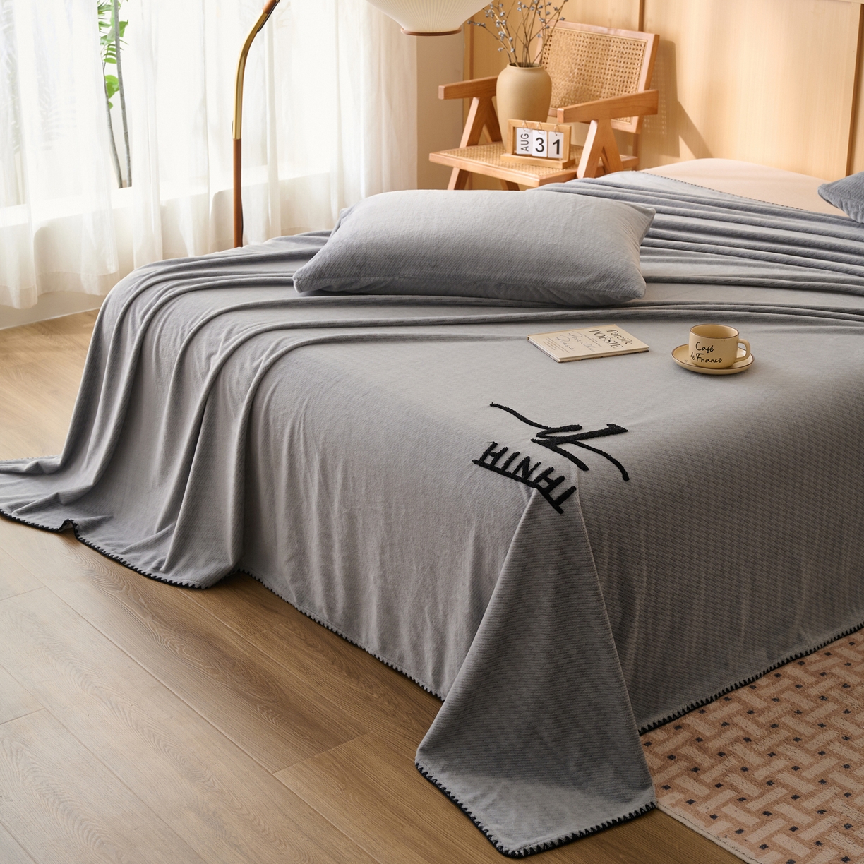 91家纺网 家纺一手货源 找家纺 早晨家纺 2025新款流星款高克重牛奶绒阳离子提花兔毛单床单 流星-银灰