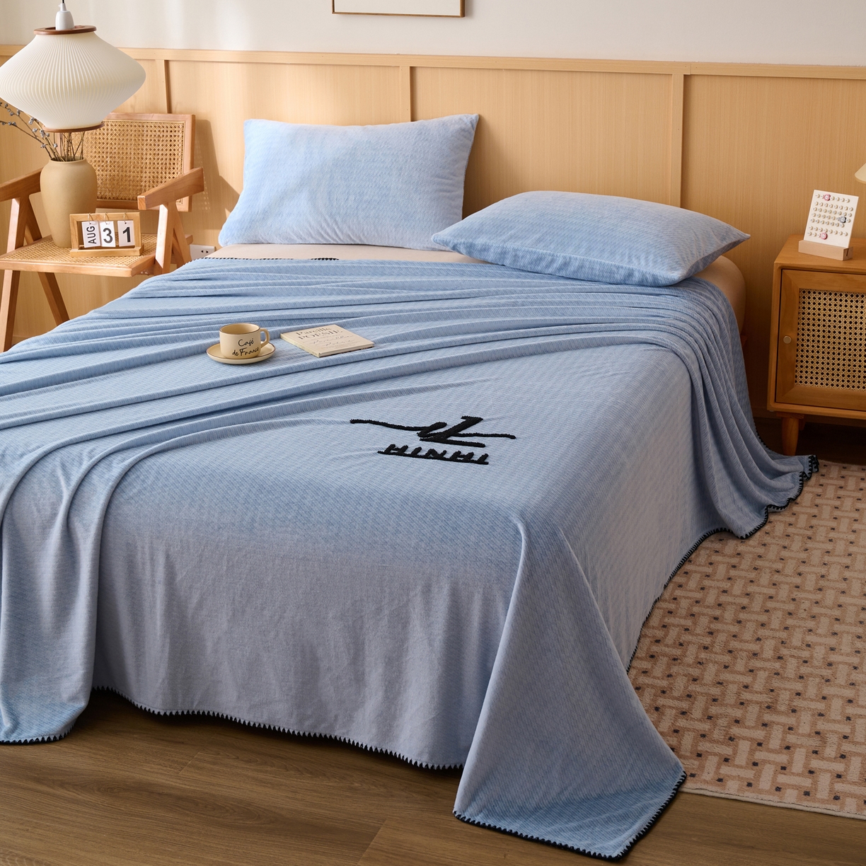 91家纺网 家纺一手货源 找家纺 早晨家纺 2025新款流星款高克重牛奶绒阳离子提花兔毛单床单 流星-雾蓝