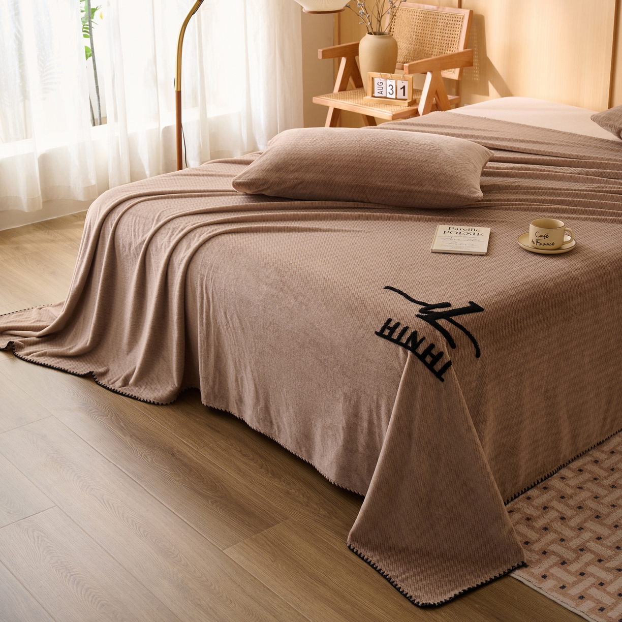 91家纺网 家纺一手货源 找家纺 早晨家纺 2025新款流星款高克重牛奶绒阳离子提花兔毛单床单 流星-奶茶咖