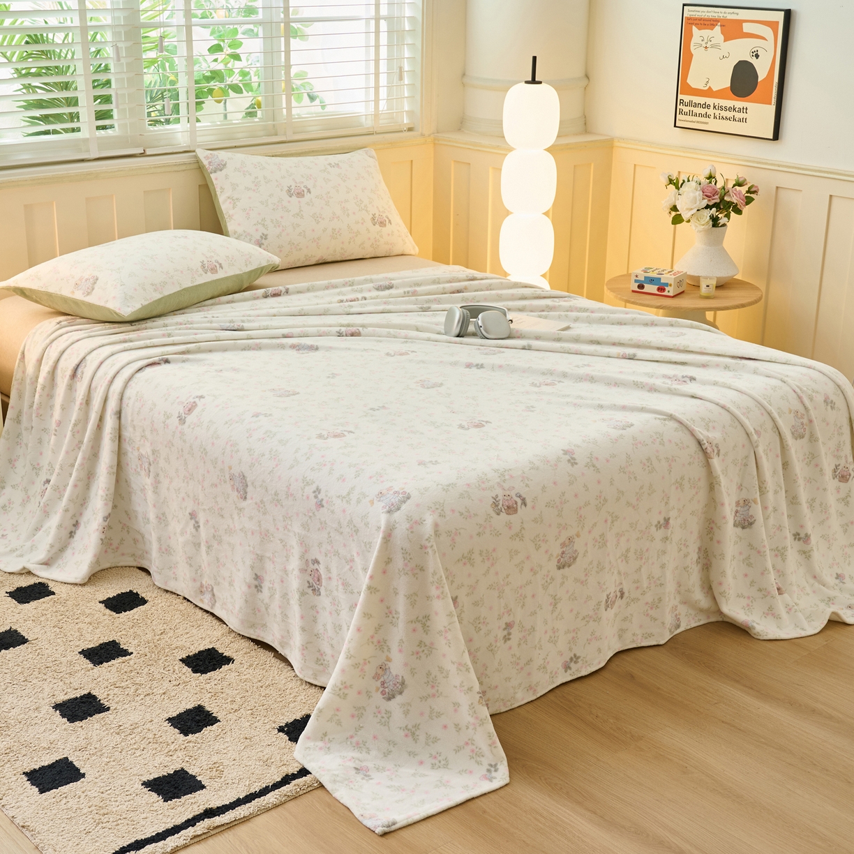 91家纺网 家纺一手货源 找家纺 早晨家纺 2025新款卡通印花高克重牛奶绒印花单床单 花兔语