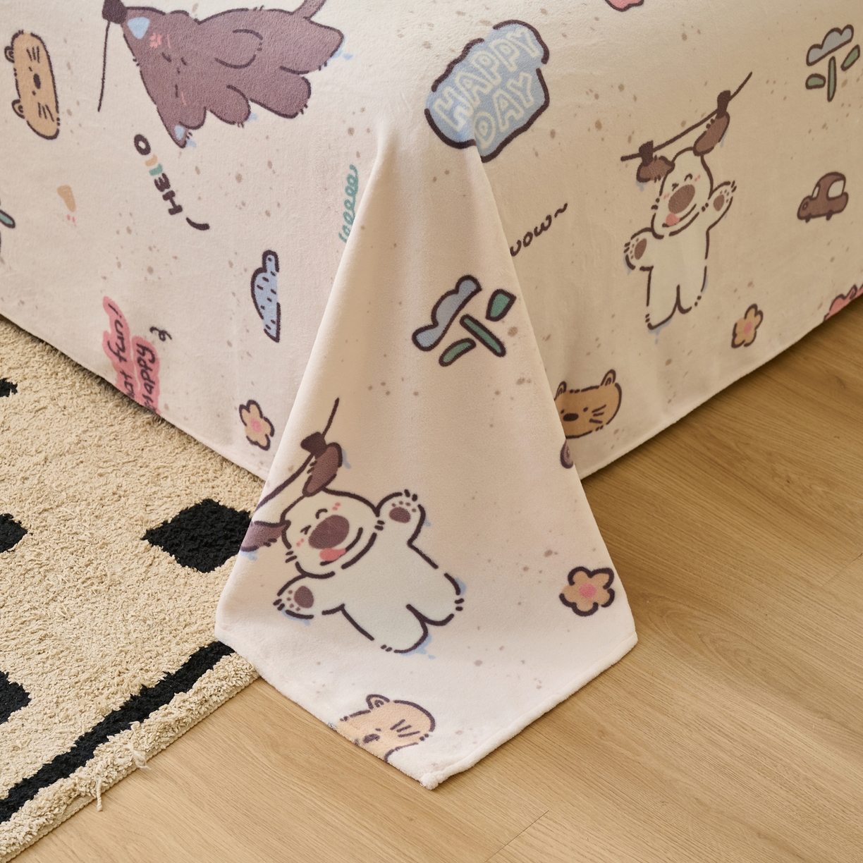 91家纺网 家纺一手货源 找家纺 早晨家纺 2025新款卡通印花高克重牛奶绒印花单床单 萌趣屋