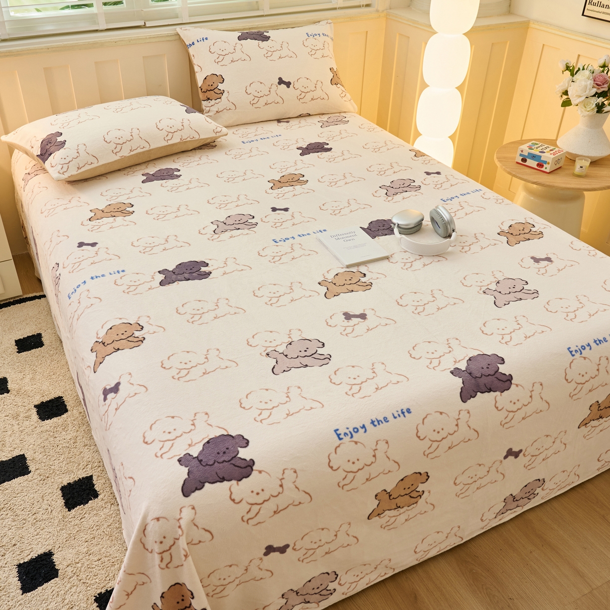 91家纺网 家纺一手货源 找家纺 早晨家纺 2025新款卡通印花高克重牛奶绒印花单床单 萌犬集