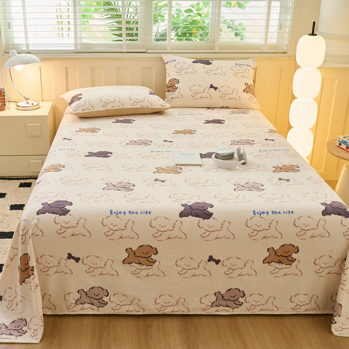 91家纺网 家纺一手货源 找家纺 早晨家纺 2025新款卡通印花高克重牛奶绒印花单床单 萌犬集