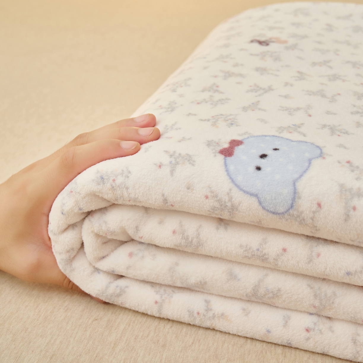 早晨家纺 2025新款卡通印花高克重牛奶绒印花单床单 萌熊絮