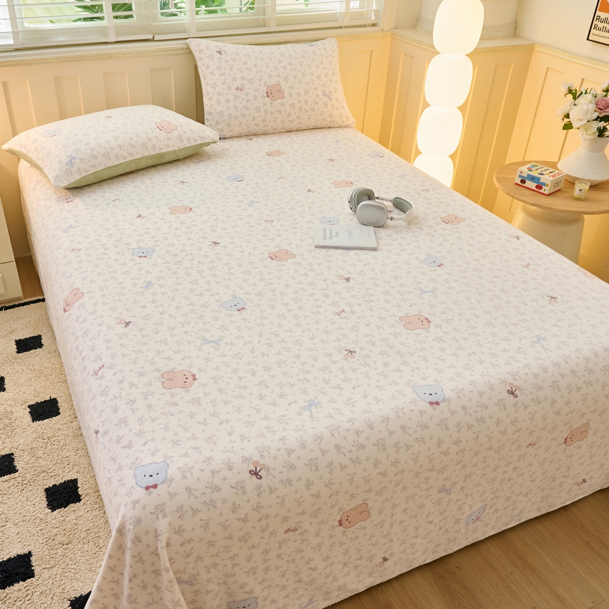 91家纺网 家纺一手货源 找家纺 早晨家纺 2025新款卡通印花高克重牛奶绒印花单床单 萌熊絮