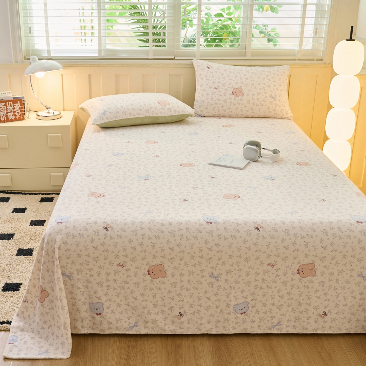 91家纺网 家纺一手货源 找家纺 早晨家纺 2025新款卡通印花高克重牛奶绒印花单床单 萌熊絮