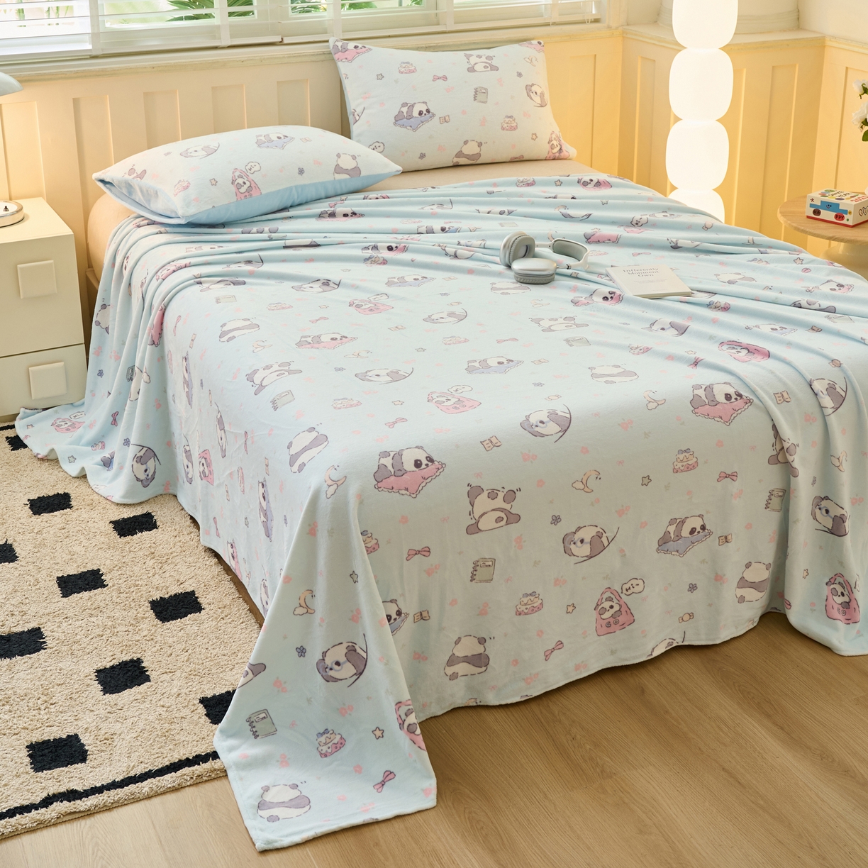 91家纺网 家纺一手货源 找家纺 早晨家纺 2025新款卡通印花高克重牛奶绒印花单床单 胖达园