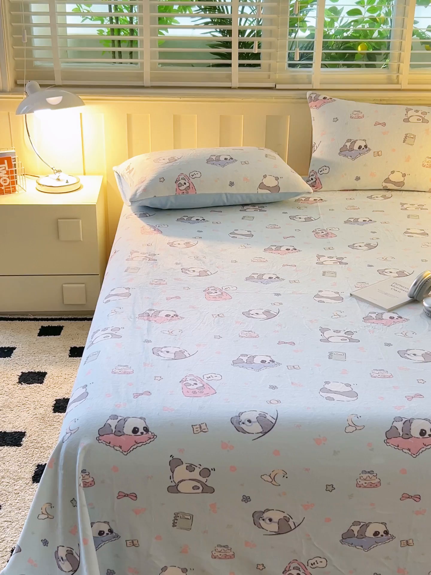 91家纺网 家纺一手货源 找家纺 早晨家纺 2025新款卡通印花高克重牛奶绒印花单床单 胖达园