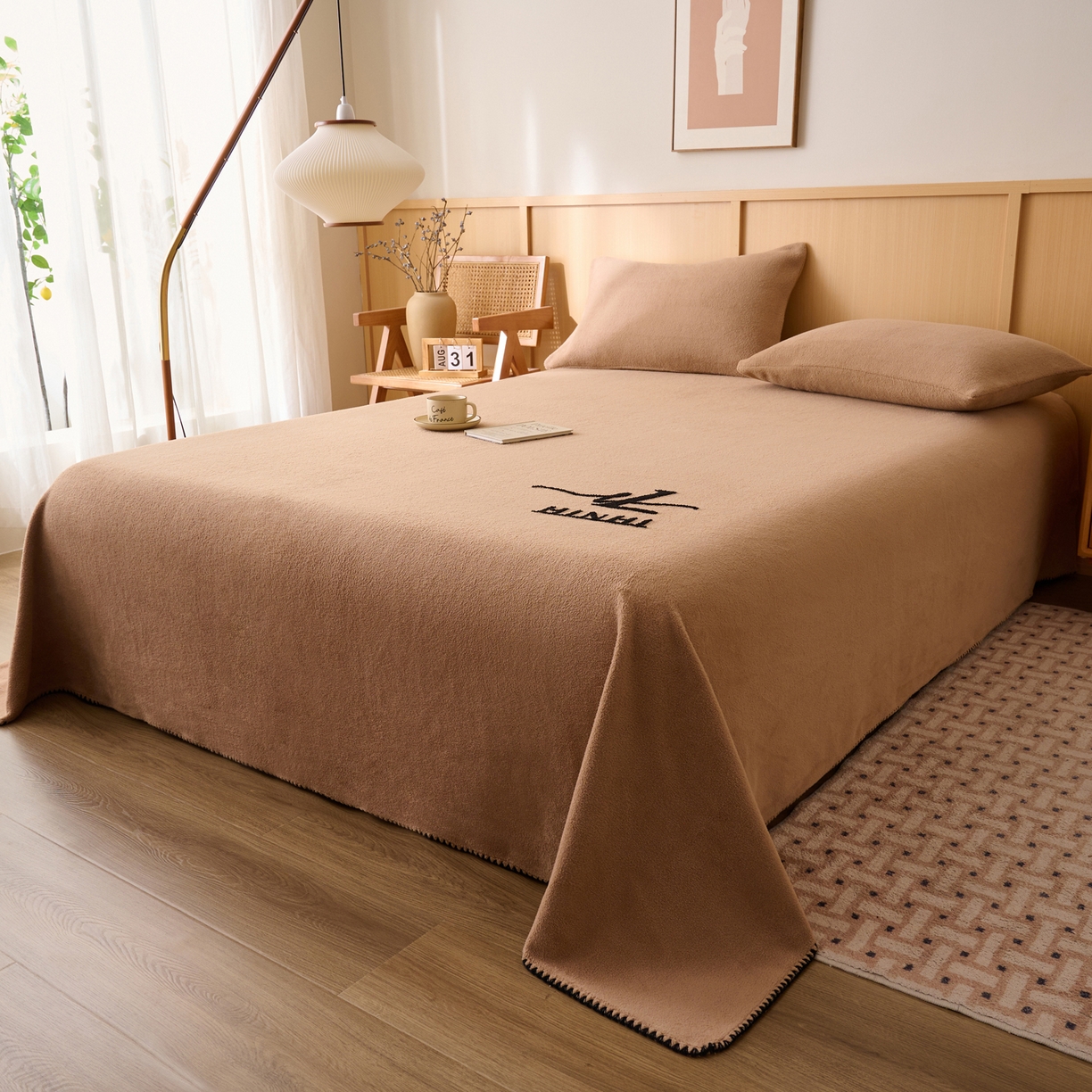 91家纺网 家纺一手货源 找家纺 早晨家纺 2025新款华泰款高克重牛奶绒仿羊绒单床单系列 华泰-高级咖