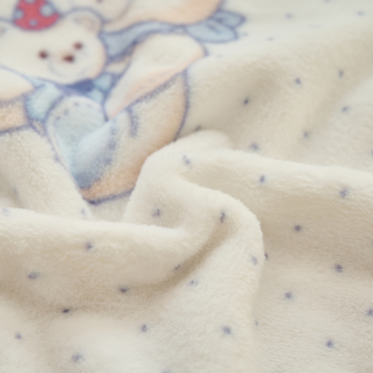 91家纺网 家纺一手货源 找家纺 早晨家纺 2025新款卡通印花高克重牛奶绒印花单床单 甜熊记