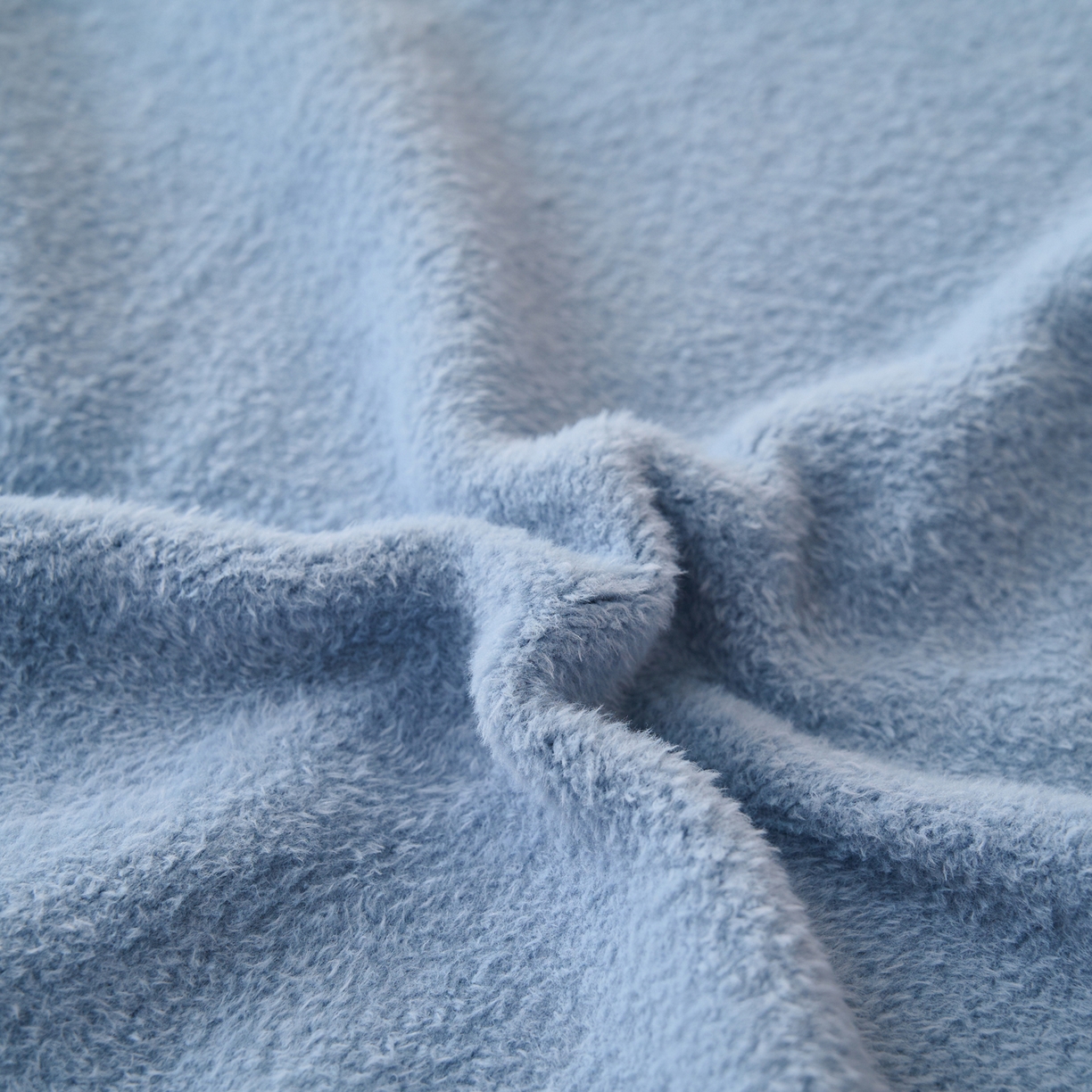 91家纺网 家纺一手货源 找家纺 早晨家纺 2025新款华泰款高克重牛奶绒仿羊绒单床单系列 华泰-雾蓝