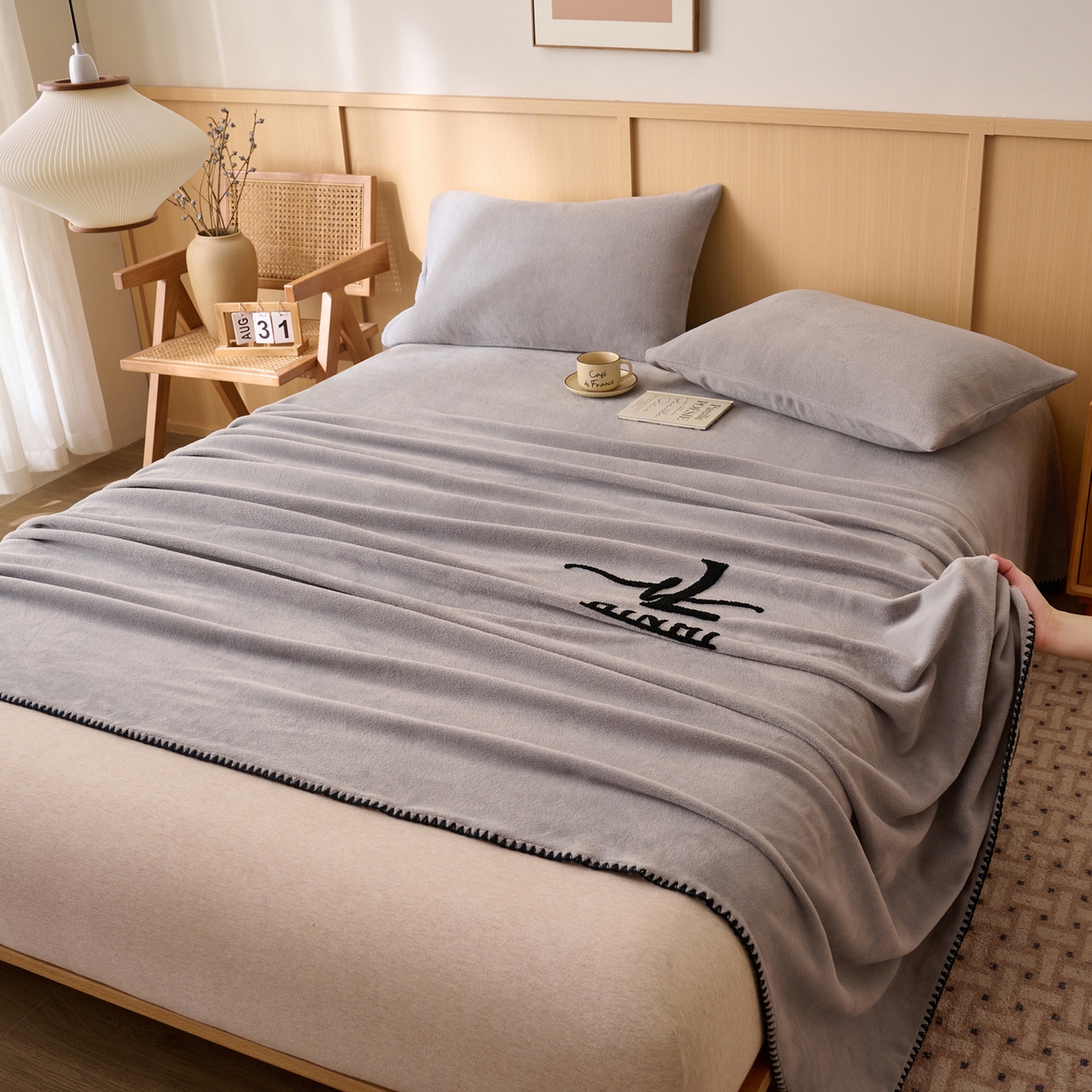 91家纺网 家纺一手货源 找家纺 （总）早晨家纺 2025新款华泰款高克重牛奶绒仿羊绒单床单系列