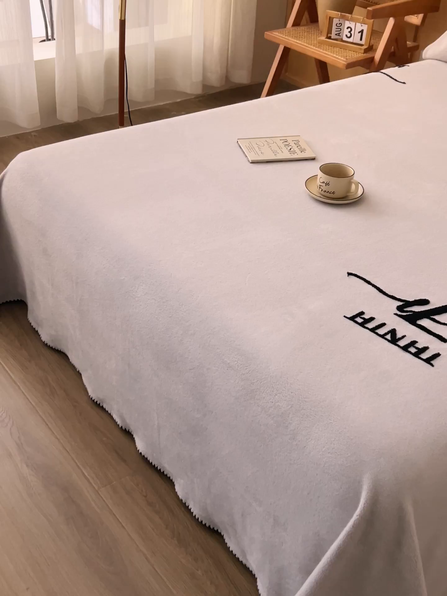 91家纺网 家纺一手货源 找家纺 早晨家纺 2025新款华泰款高克重牛奶绒仿羊绒单床单系列 华泰-银灰