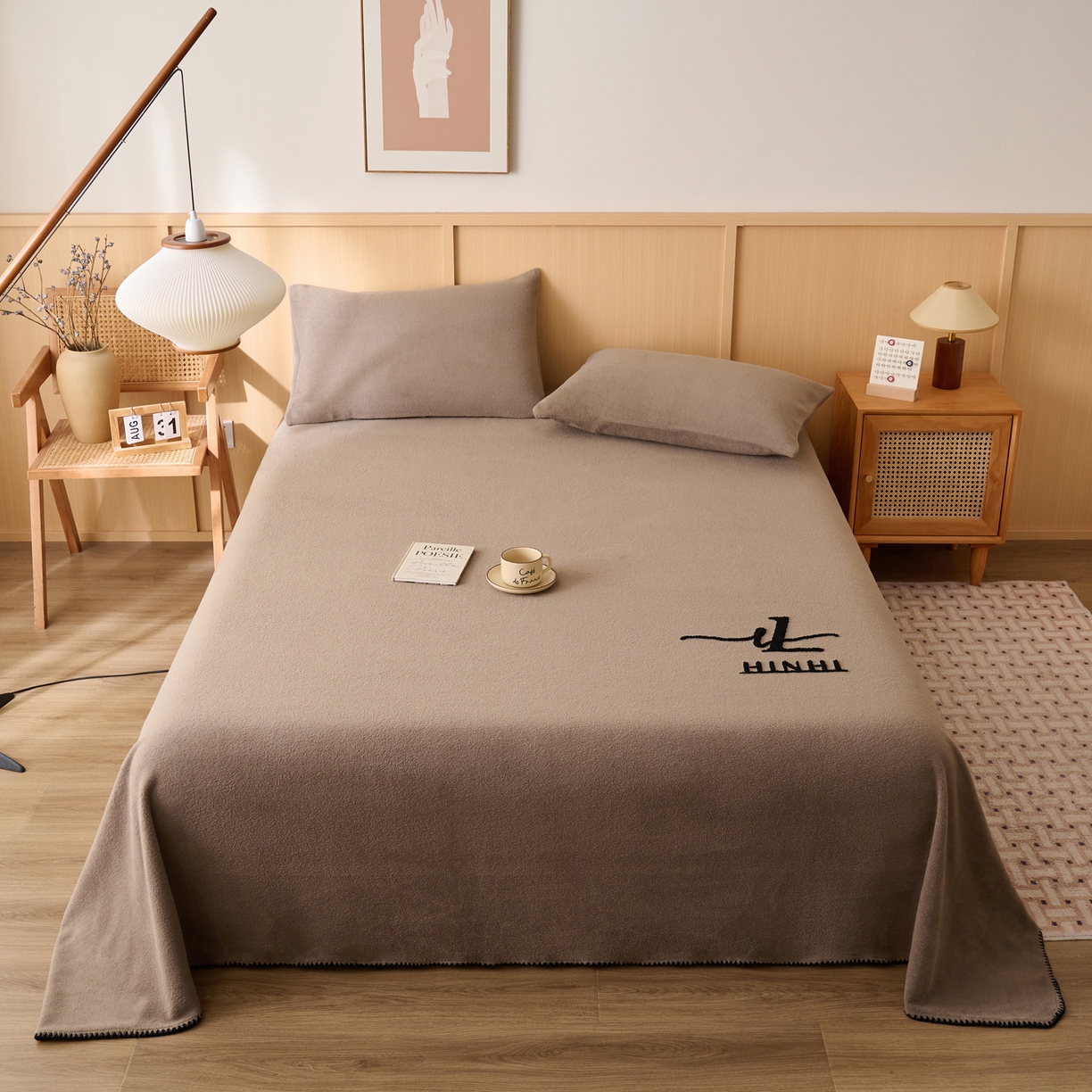 91家纺网 家纺一手货源 找家纺 早晨家纺 2025新款华泰款高克重牛奶绒仿羊绒单床单系列 华泰-奶茶咖