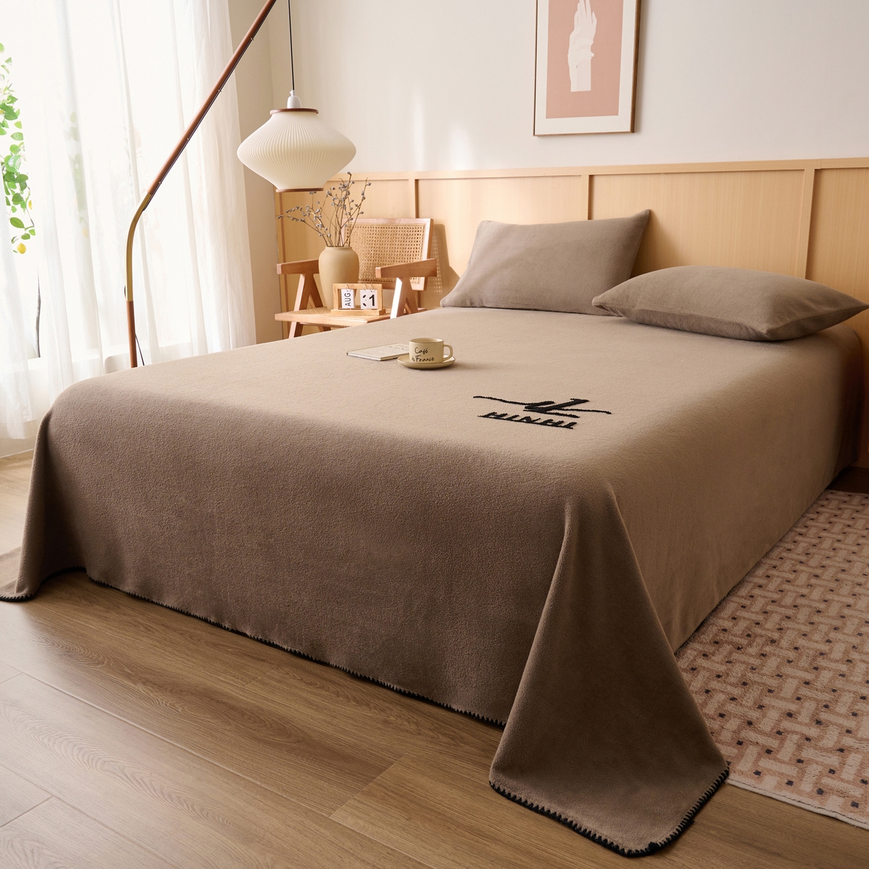 91家纺网 家纺一手货源 找家纺 早晨家纺 2025新款华泰款高克重牛奶绒仿羊绒单床单系列 华泰-奶茶咖